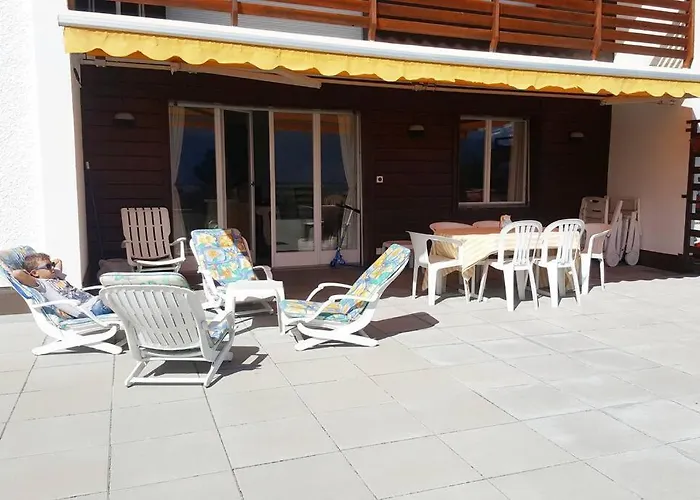 Sunny 2 Br W Large Terrace, Stunning Views&pool Appartement Crans-Montana